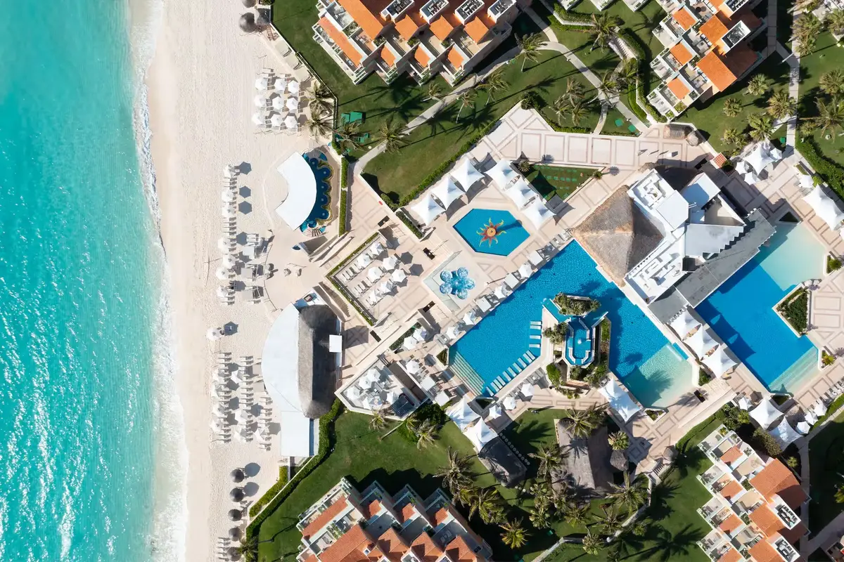 WYNDHAM GRAND CANCUN ALL INCLUSIVE RESORT & VILLAS — fotografija 2